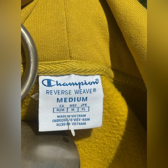 Champion — Reverse Weave Long Sleeve Hoodie - Picture 4 of 5